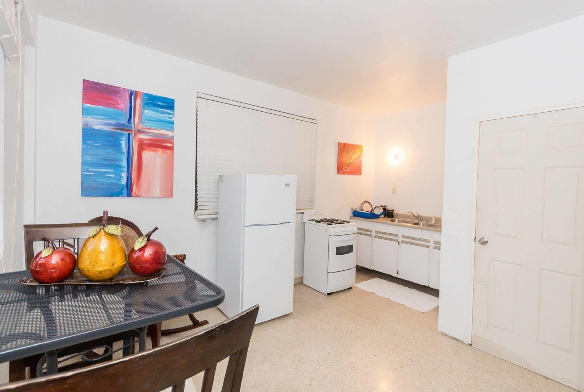 דירות Islote Ventana Al Atlantico At Arecibo 681 Ocean Drive מראה חיצוני תמונה