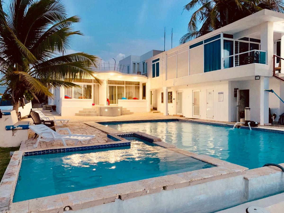 דירות Islote Ventana Al Atlantico At Arecibo 681 Ocean Drive מראה חיצוני תמונה
